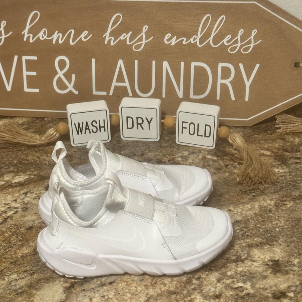 Nike Flex Runner 2 Size 1